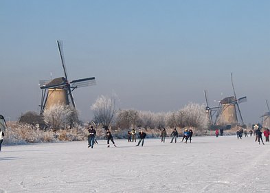 Kinderdijk Anton Piek scenes in Kinderdijk